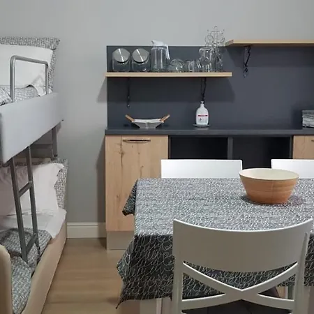 Porta D'alpi Gasthof Latronico